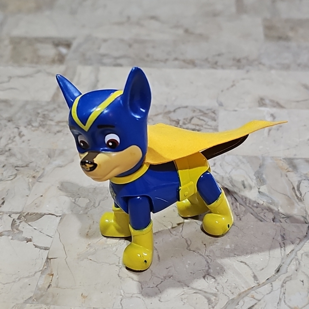Nickelodeon Spin Masters Superhero Paw Patrol Chase Figures With‎ Cape